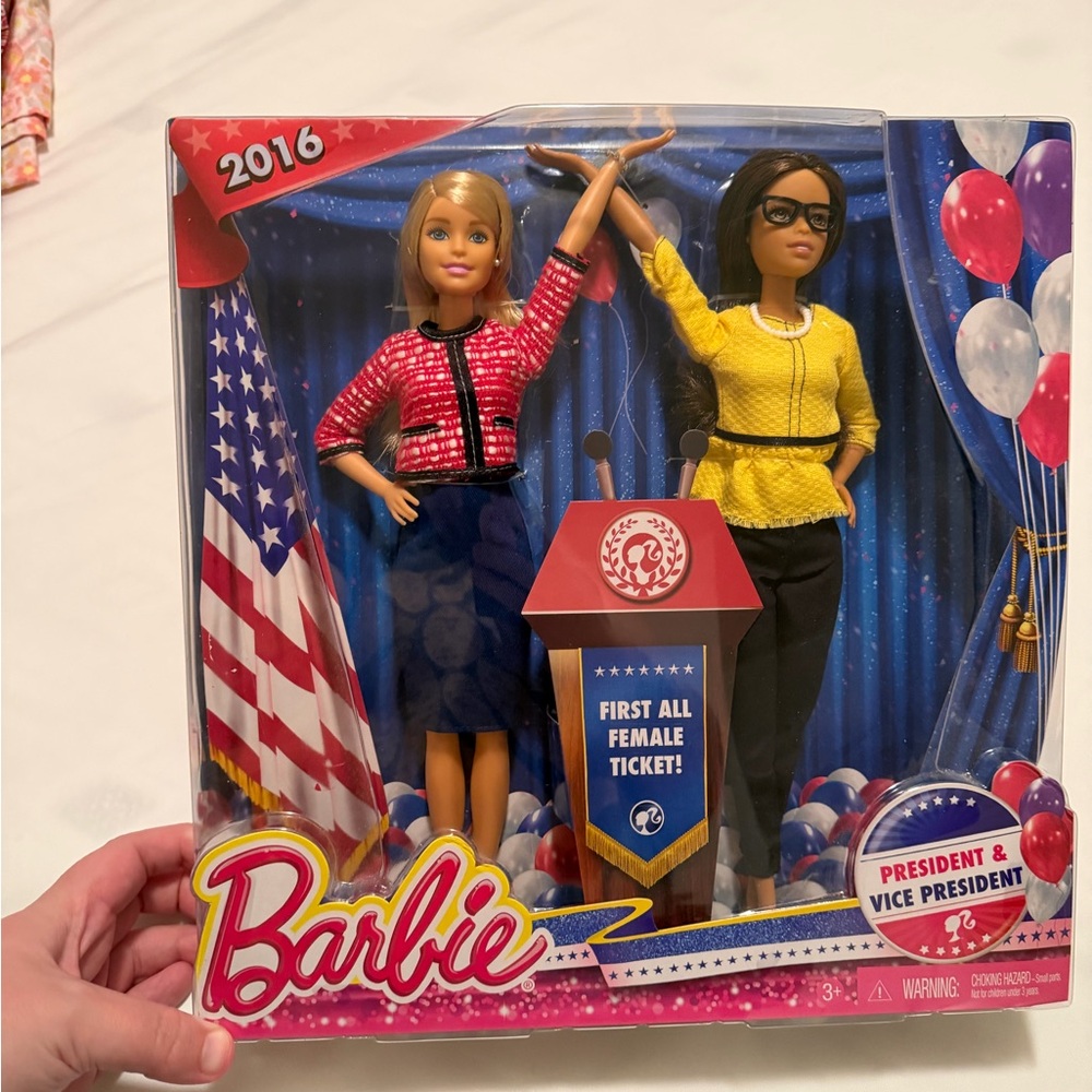 2016 Barbie President & Vice President Dolls